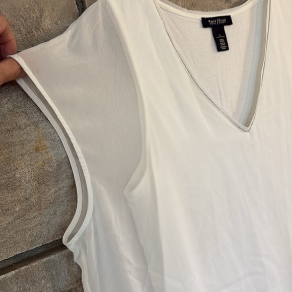 White House Black Market top - Picture 4 of 7